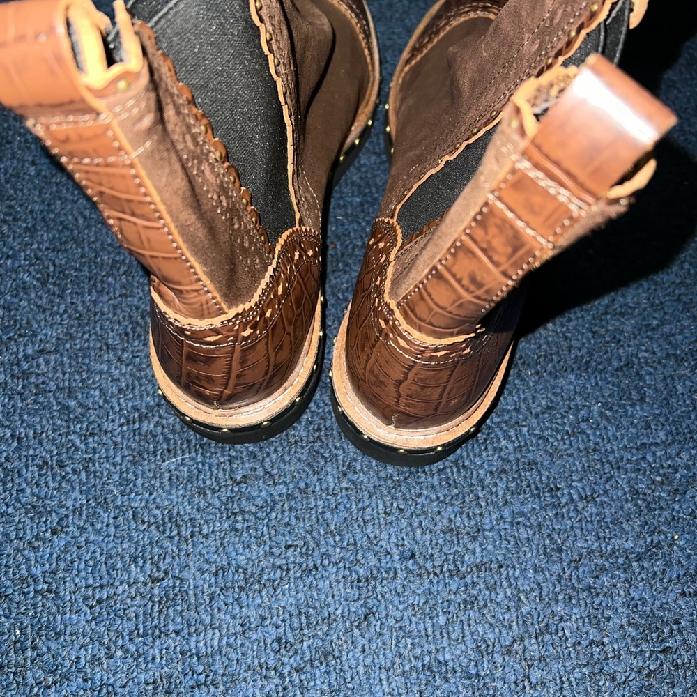 Booties - Picture 5 of 6